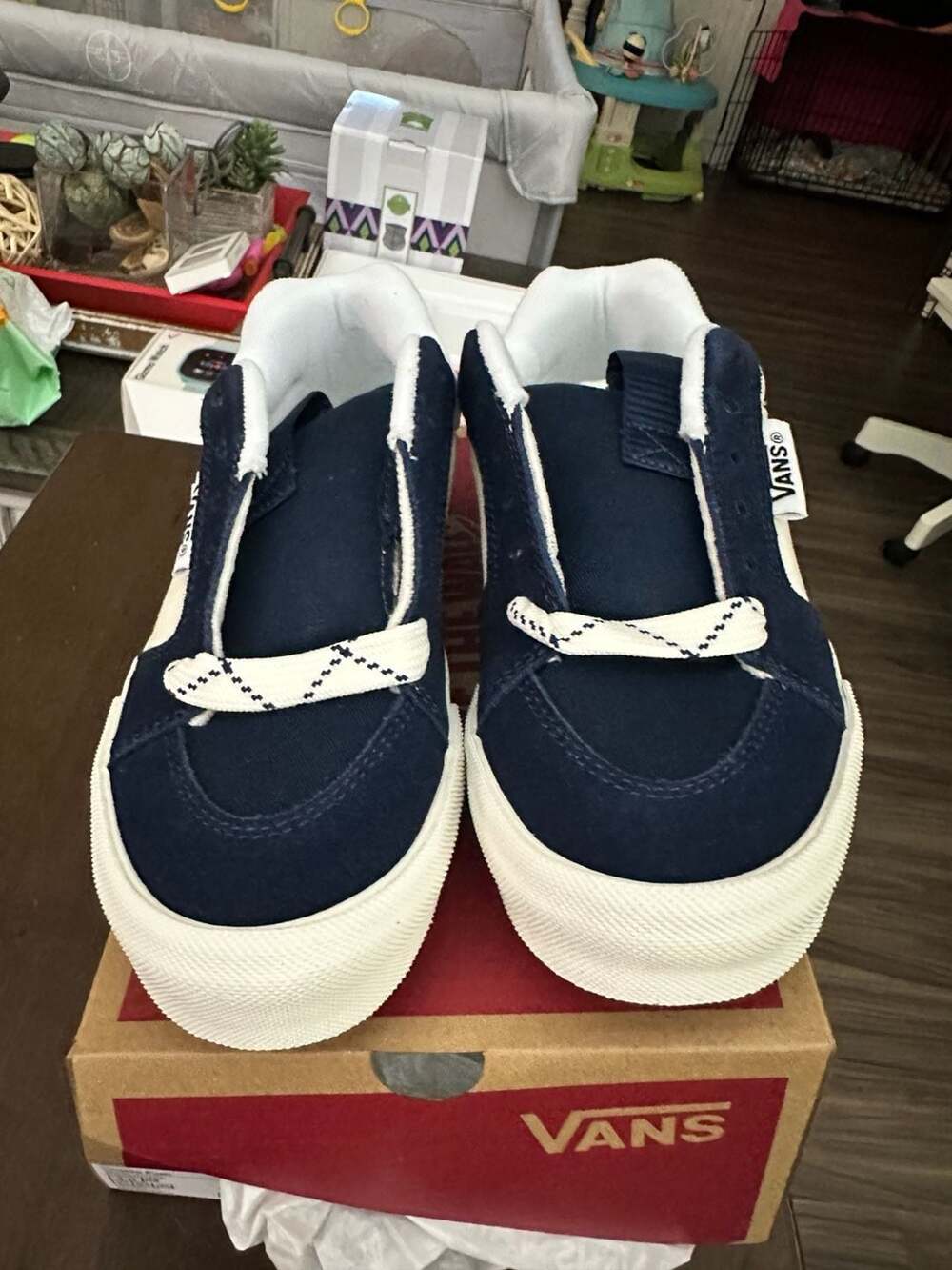 Vans Chukka Push Navy/Marshmallow Size 4.0